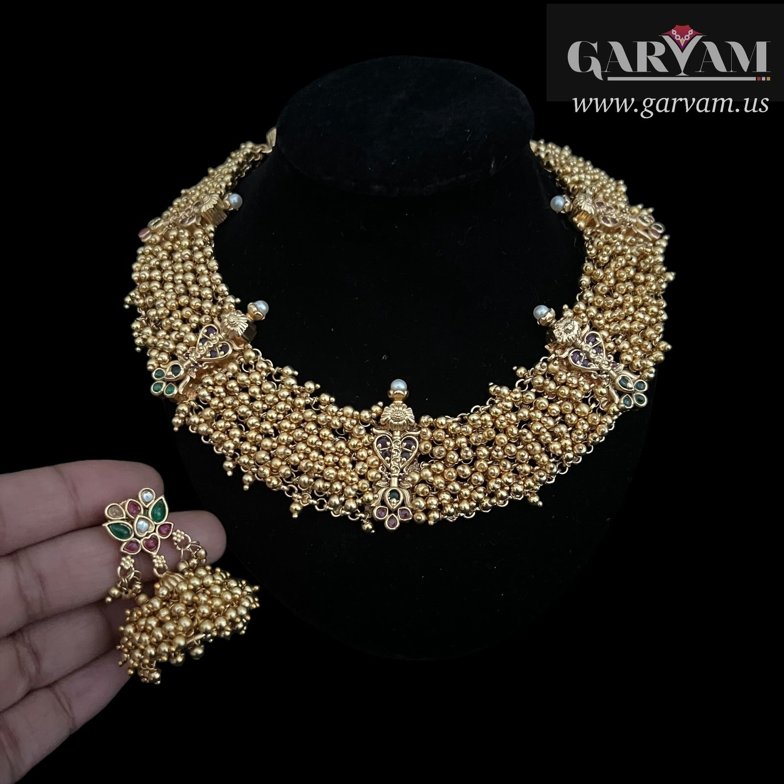 Nagnajiti Necklace