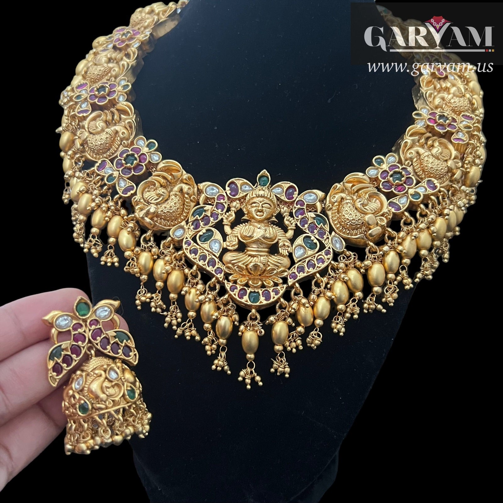Choosing The Perfect Bridal Necklace For Your Indian Wedding! | RED VEIL