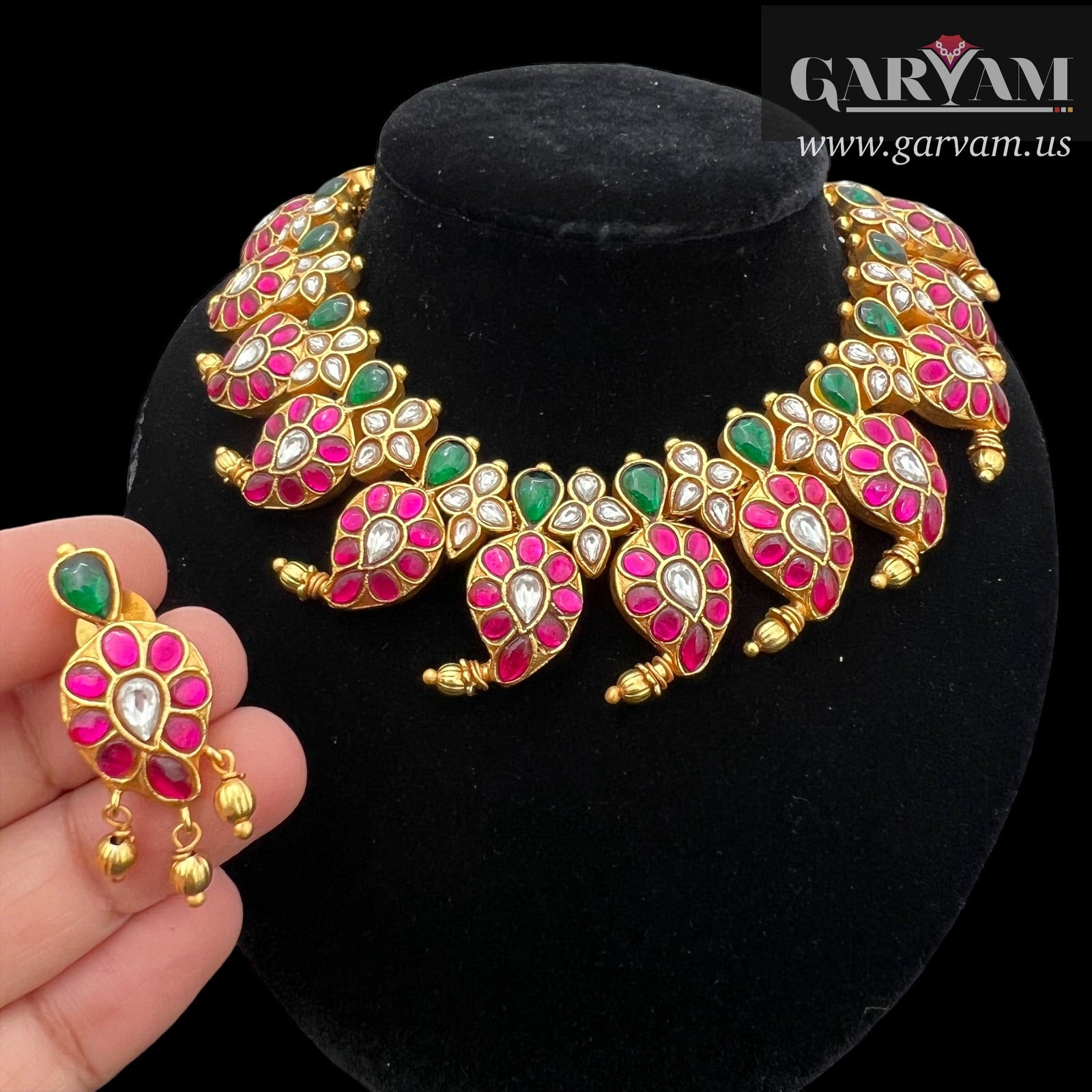 Matte gold American diamond Ruby stone South Indian Style necklace Pen –  Indian Designs